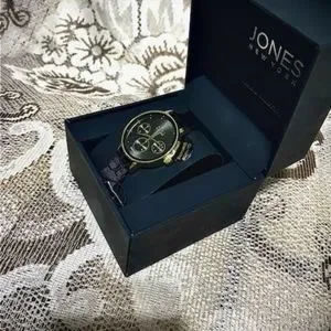 Beautiful watch by Jones New York Never Been Worn m_64764a38b635f803d4dcc8e3.jpg main image 3